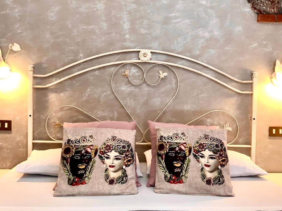 B&B Giulia Taormina Eksteriør billede