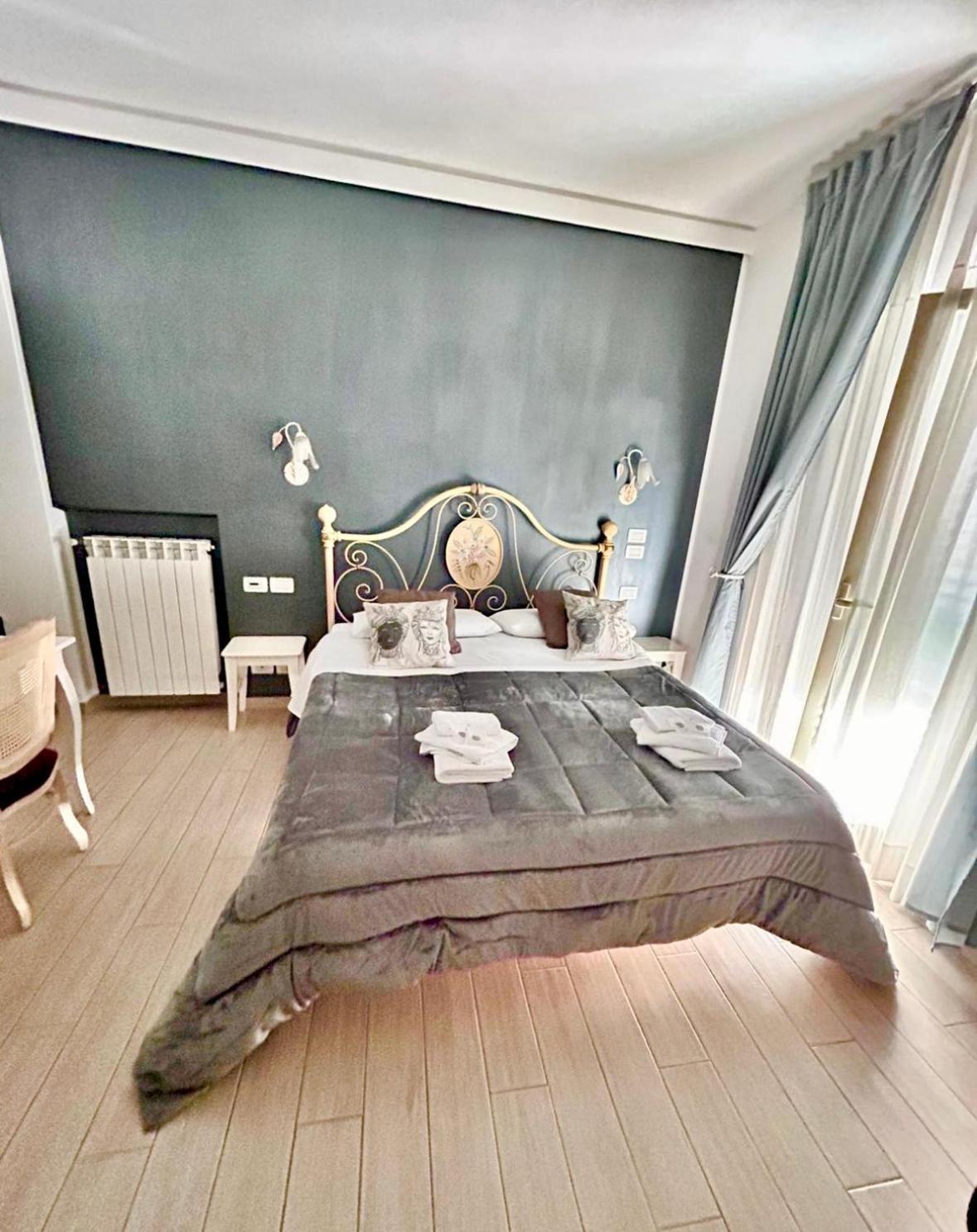 B&B Giulia Taormina Eksteriør billede