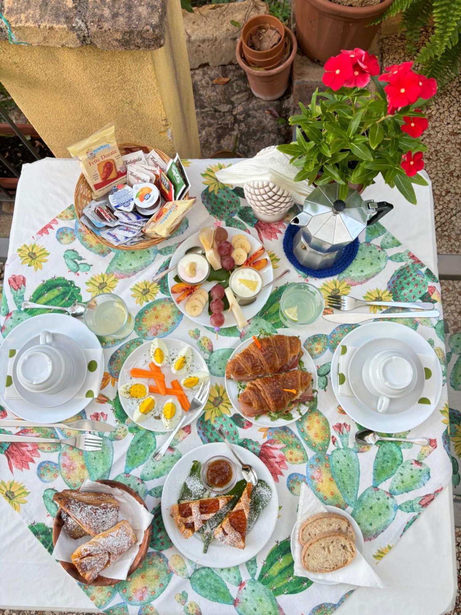 B&B Giulia Taormina Eksteriør billede