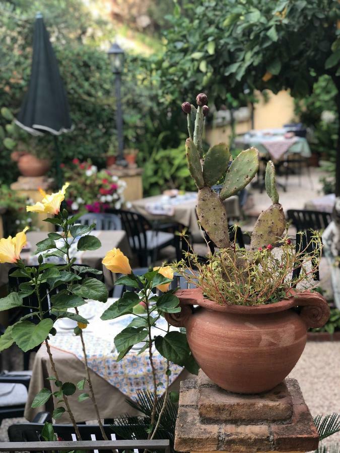 B&B Giulia Taormina Eksteriør billede
